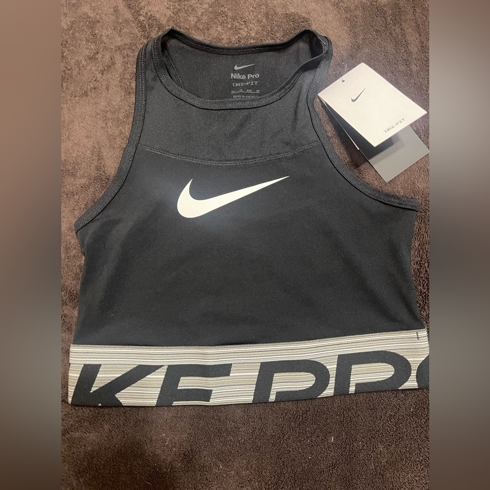 NWT Black Nike Pro Women’s XS Sports Bra